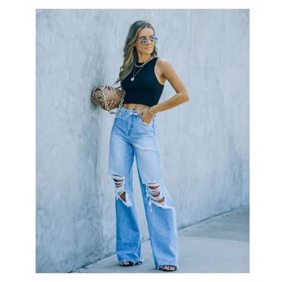 Denim - Plus Size Simple Loose Mid-Waist Ripped Jeans Size 2XL